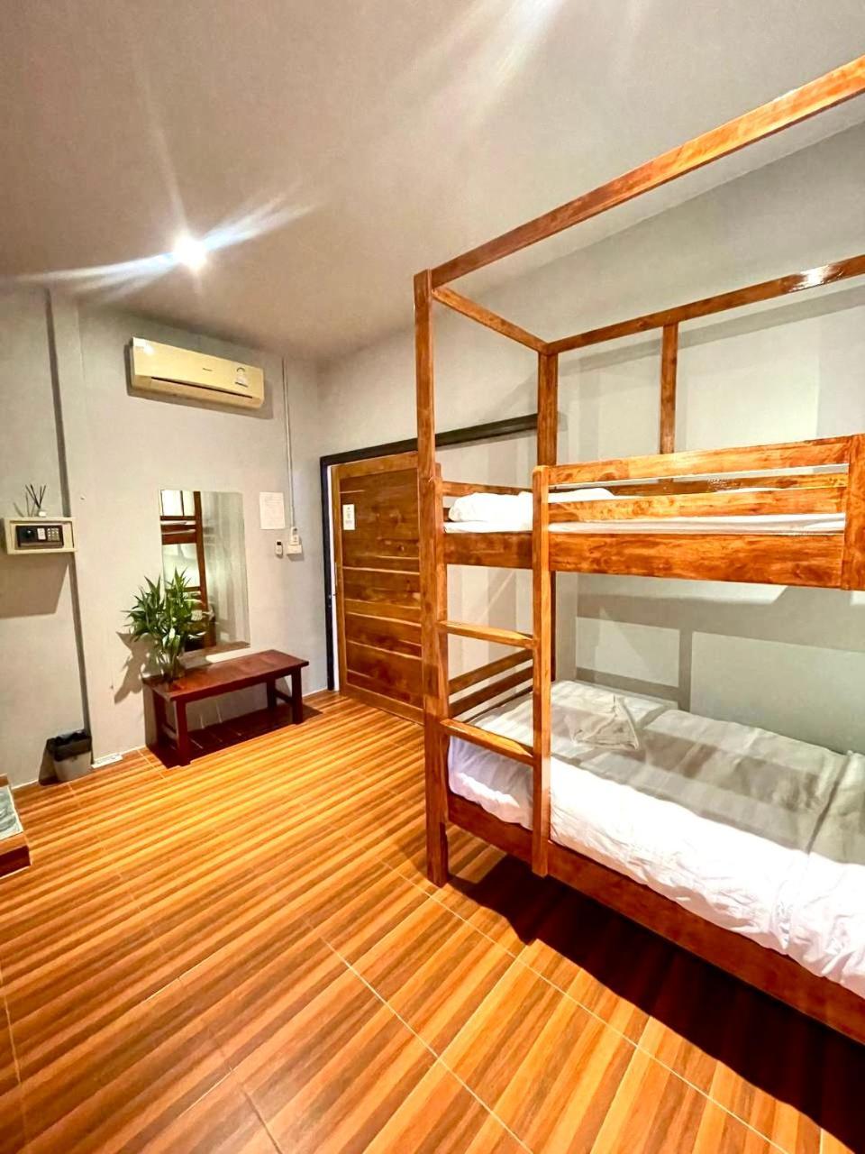 Propaganda Hostel パンガン島 エクステリア 写真