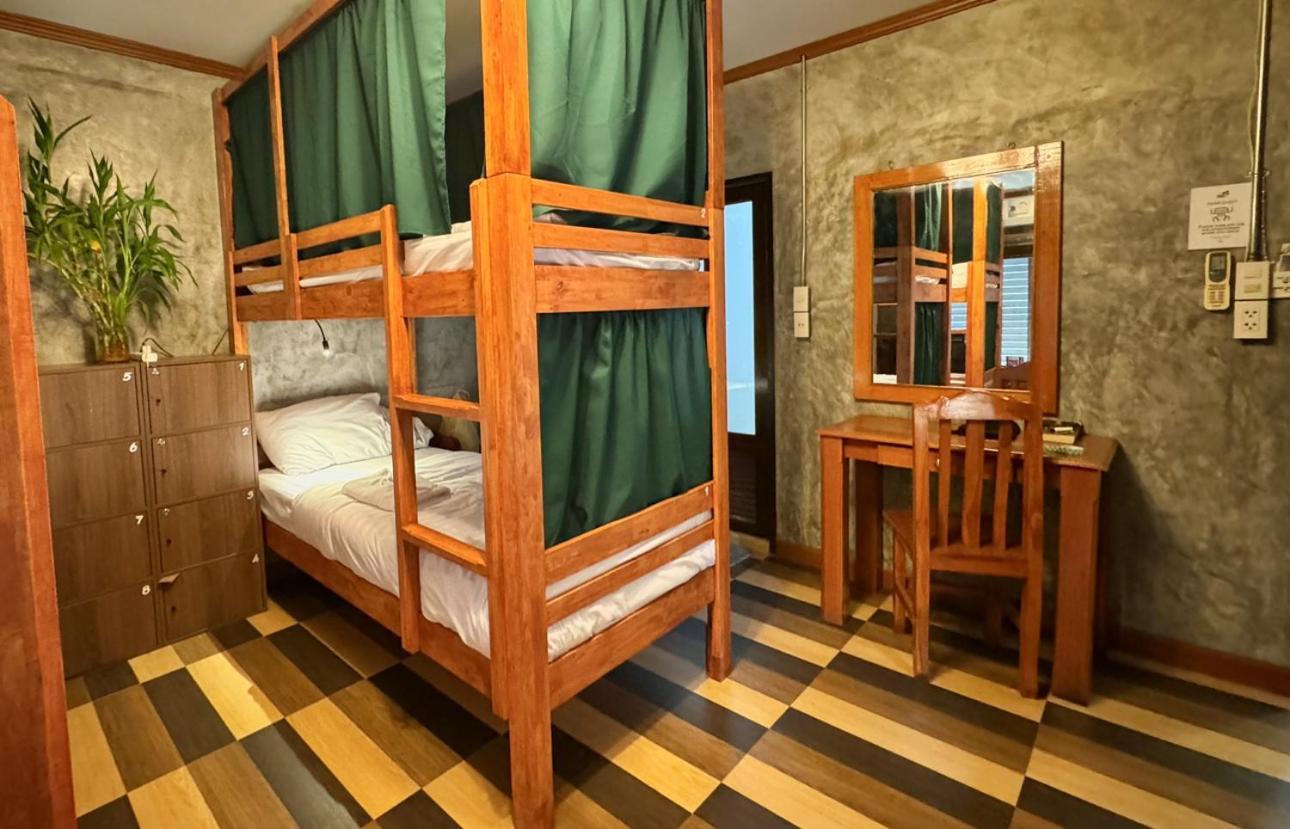 Propaganda Hostel パンガン島 エクステリア 写真