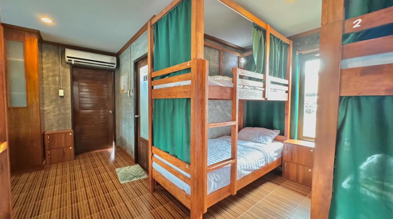 Propaganda Hostel パンガン島 エクステリア 写真