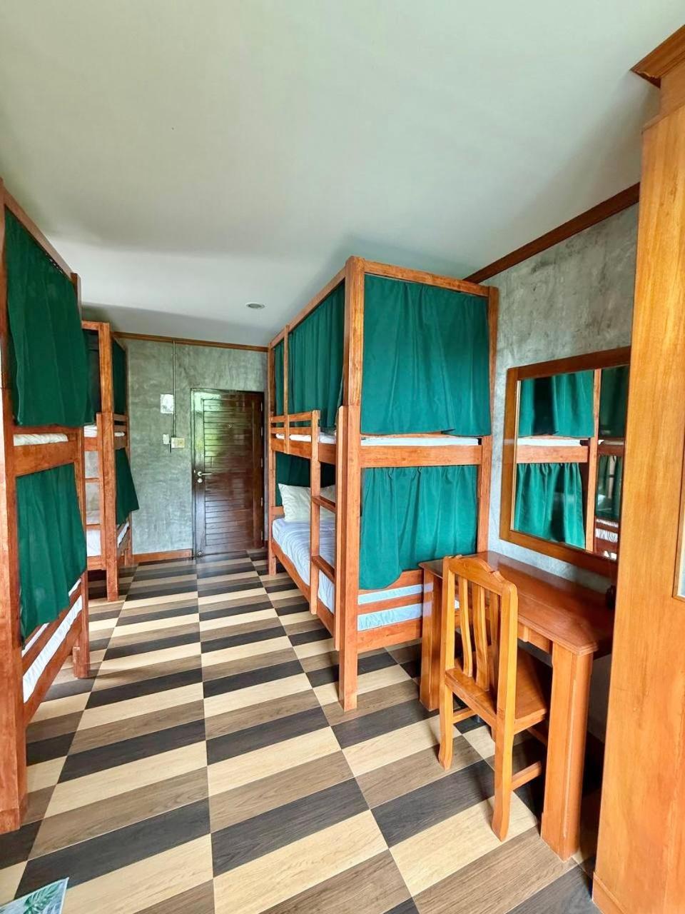 Propaganda Hostel パンガン島 エクステリア 写真