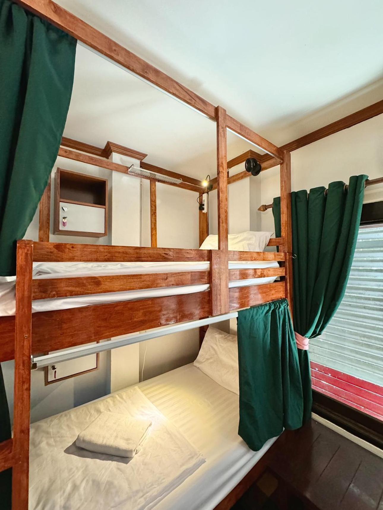 Propaganda Hostel パンガン島 エクステリア 写真
